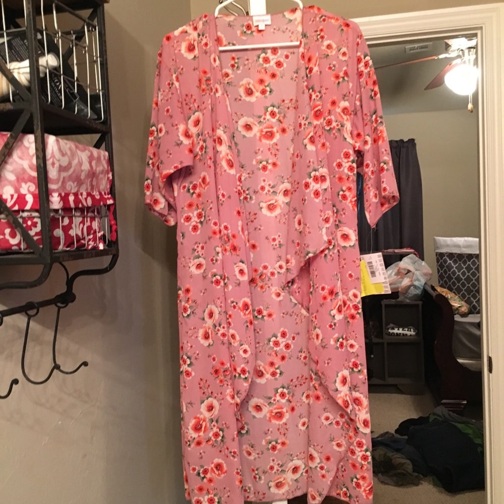 Lularoe Small Shirley BNWT